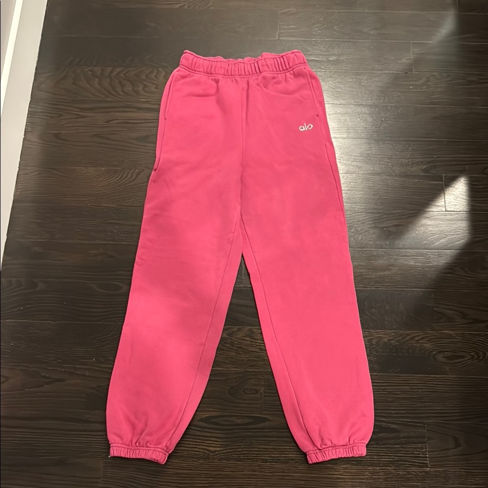 ALO Yoga pink summer crush accolade sweatpants